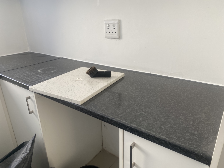 To Let 2 Bedroom Property for Rent in Tijgerhof Western Cape